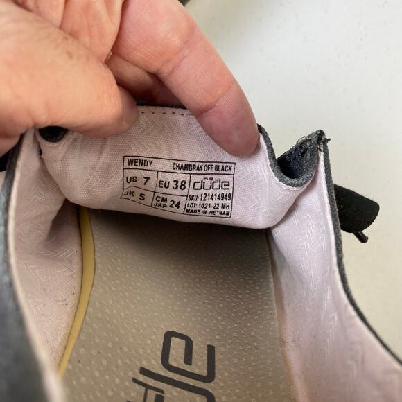 Hey Dude Women's Size 7 Wendy Chambray Off Black Slip On Loafer Comfort Sneaker - Picture 12 of 14